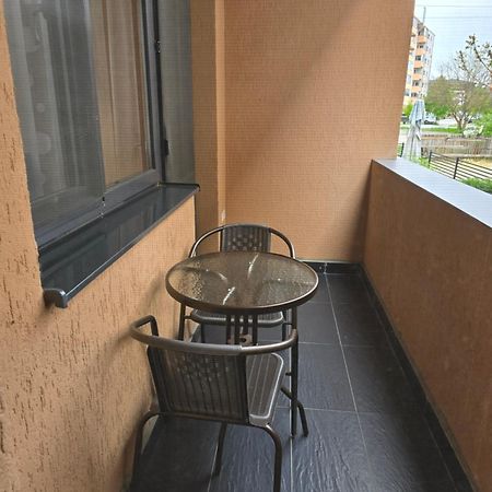 Apartament Mihaela Râmnicu Vâlcea Екстериор снимка