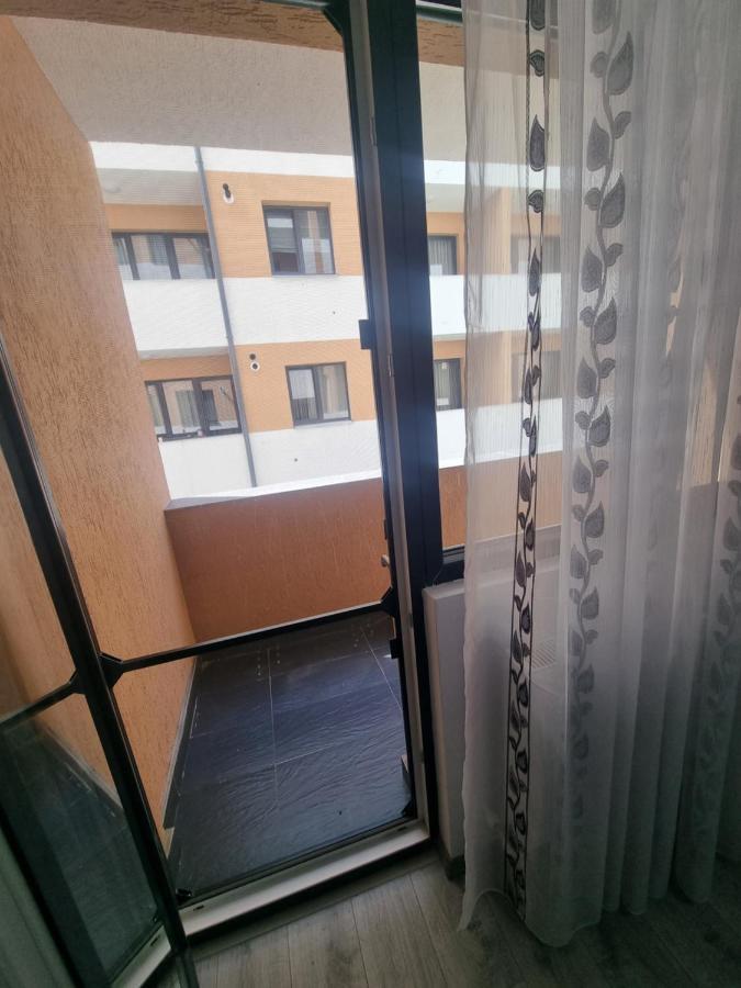 Apartament Mihaela Râmnicu Vâlcea Екстериор снимка