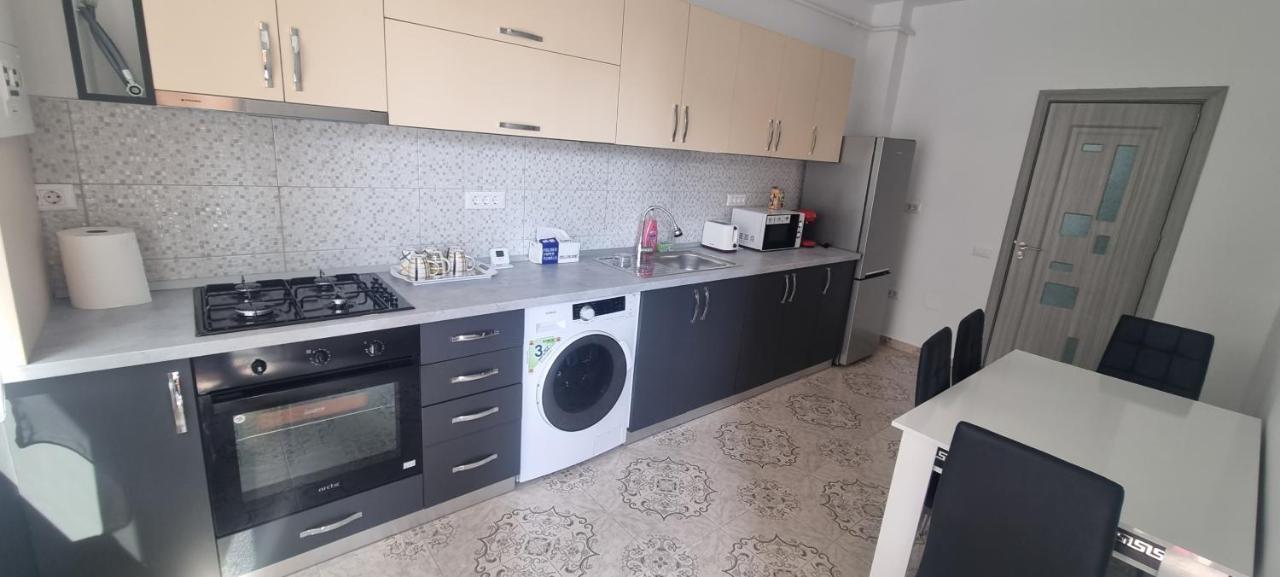Apartament Mihaela Râmnicu Vâlcea Екстериор снимка