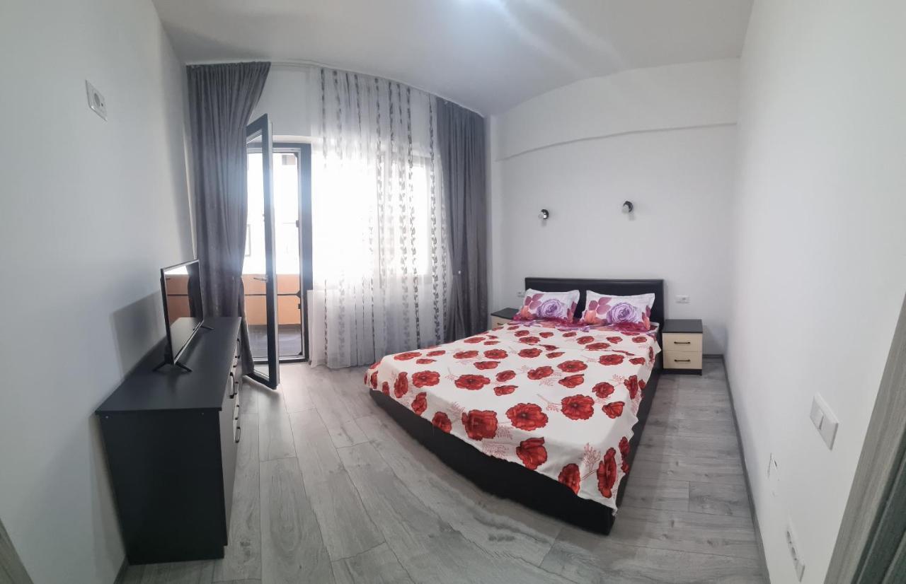 Apartament Mihaela Râmnicu Vâlcea Екстериор снимка