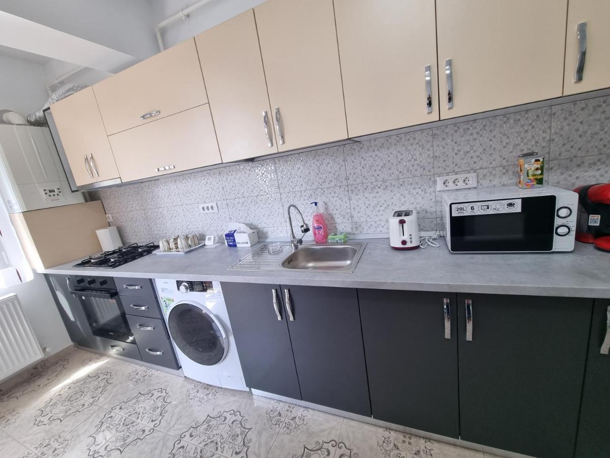 Apartament Mihaela Râmnicu Vâlcea Екстериор снимка