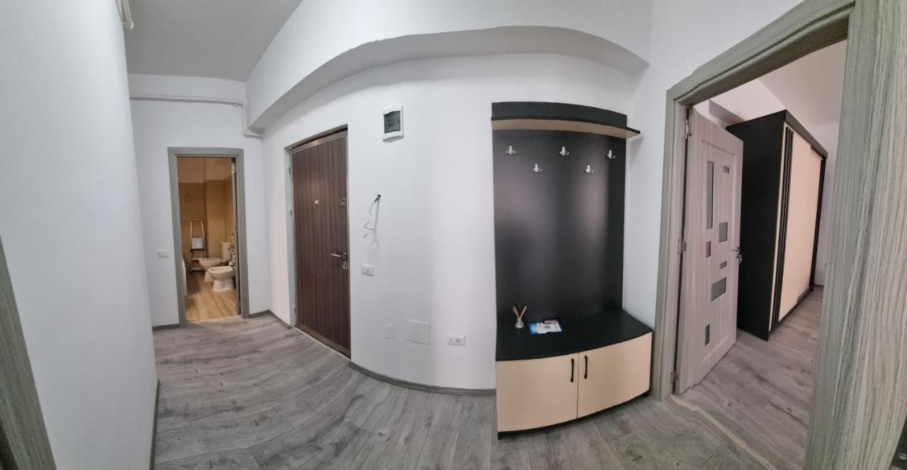 Apartament Mihaela Râmnicu Vâlcea Екстериор снимка