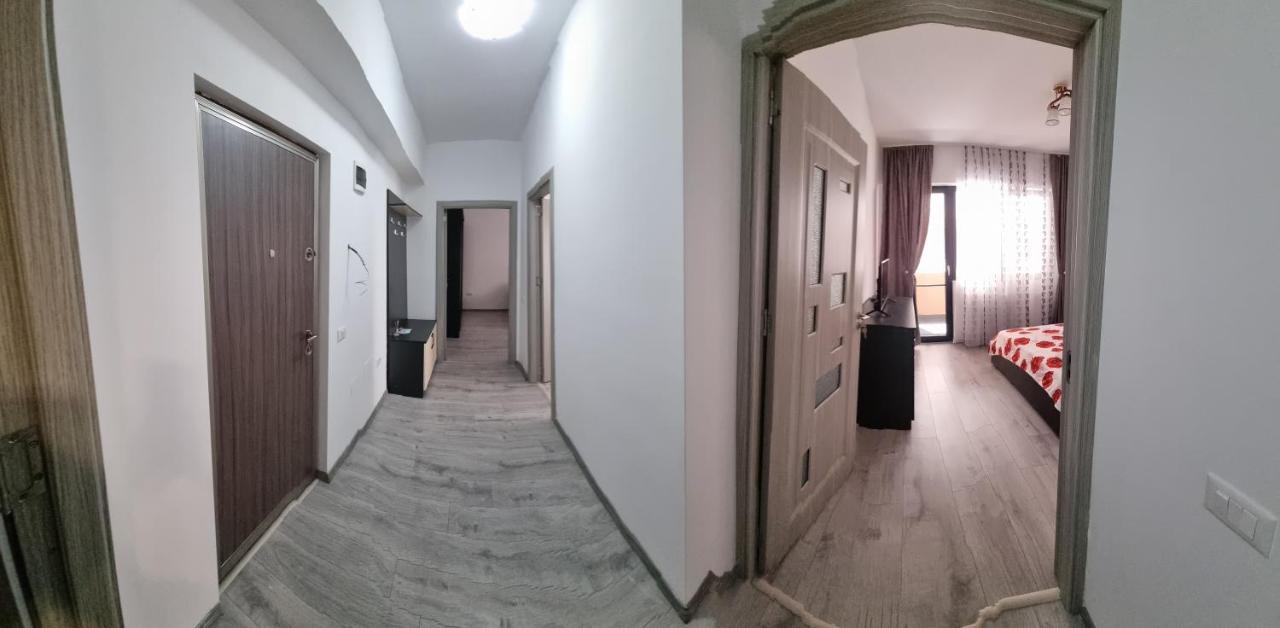 Apartament Mihaela Râmnicu Vâlcea Екстериор снимка