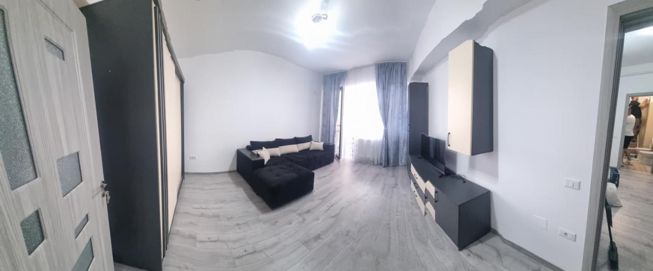 Apartament Mihaela Râmnicu Vâlcea Екстериор снимка