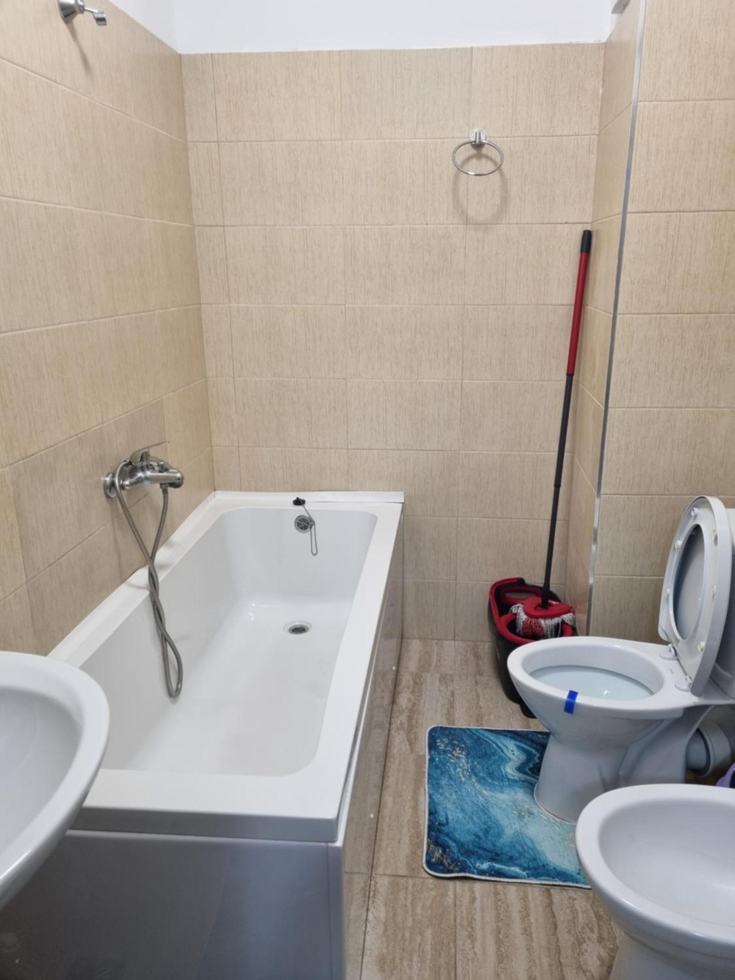 Apartament Mihaela Râmnicu Vâlcea Екстериор снимка